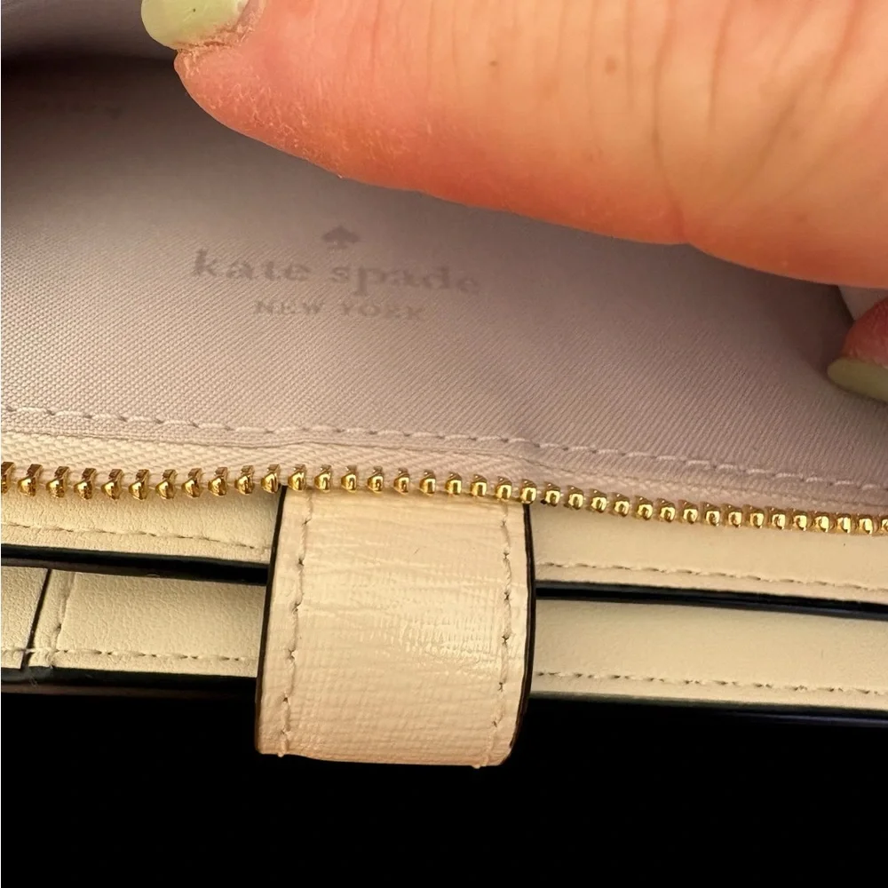NWT Kate Spade Cream and Black Embellished Wallet - Picture 5 of 8